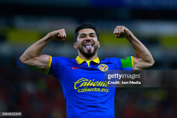 Henry Martin of America celebrates after scoring the team's second goal during the 10th round match between Atlas and America as part of the Torneo...