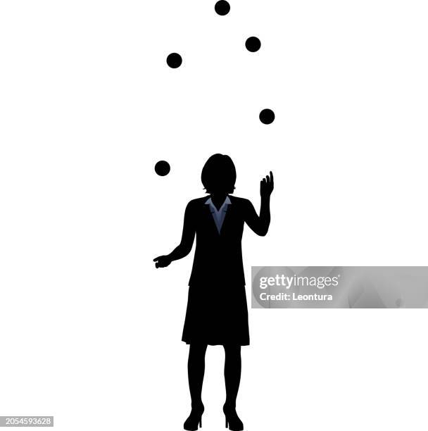 frau jongliert mit silhouette - jonglieren stock-grafiken, -clipart, -cartoons und -symbole
