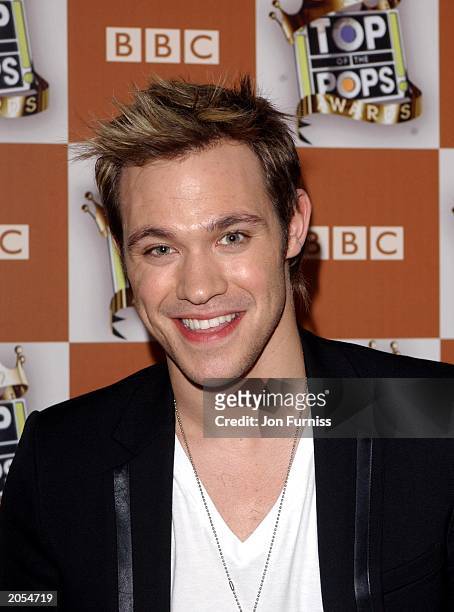 British Pop singer Will Young attends the "Top of the Pops Awards" at the Manchester Evening News Arena in Manchester, England on November 29, 2002....