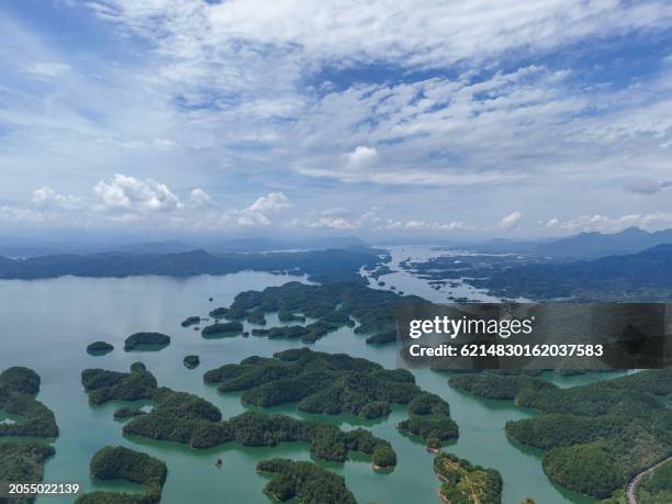 china, hangzhou, qiandao lake scenic area, aerial view - 浙江省 stock pictures, royalty-free photos & images