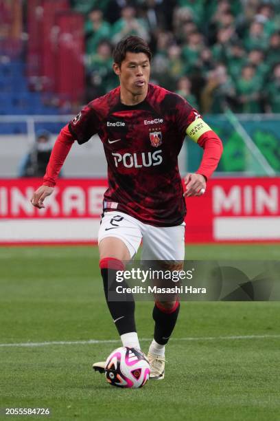 Hiroki Sakai of Urawa Reds in action during the J.LEAGUE MEIJI YASUDA J1 2nd Sec. Match between Urawa Red Diamonds and Tokyo Verdy at Saitama Stadium...