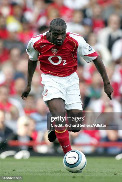 August 22: Lauren of Arsenal on the ball during the Premier League match between Arsenal and Middlesbrough at Highbury on August 22, 2004 in London,...