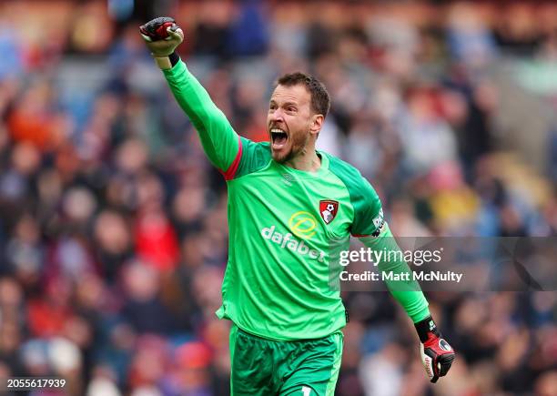 Neto of AFC Bournemouth celebrates after Antoine Semenyo scores his team's second goal during the Premier League match between Burnley FC and AFC...