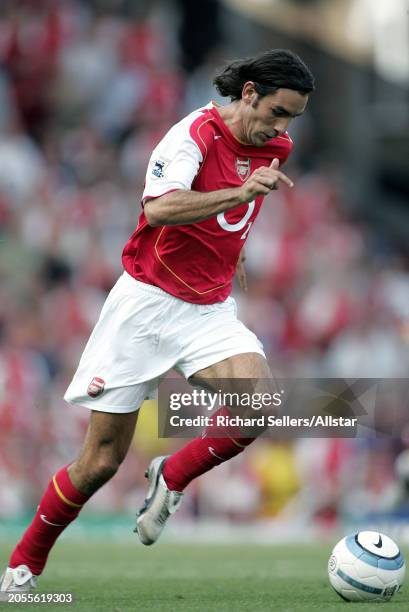 August 22: Robert Pires of Arsenal on the ball during the Premier League match between Arsenal and Middlesbrough at Highbury on August 22, 2004 in...