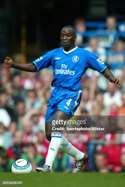August 28: Claude Makelele of Chelsea on the ball during the Premier League match between Chelsea and Southampton at Stamford Bridge on August 28,...