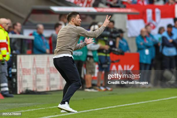 Head coach Xabier Alonso of Bayer 04 Leverkusen gestures during the Bundesliga match between 1. FC Köln and Bayer 04 Leverkusen at...