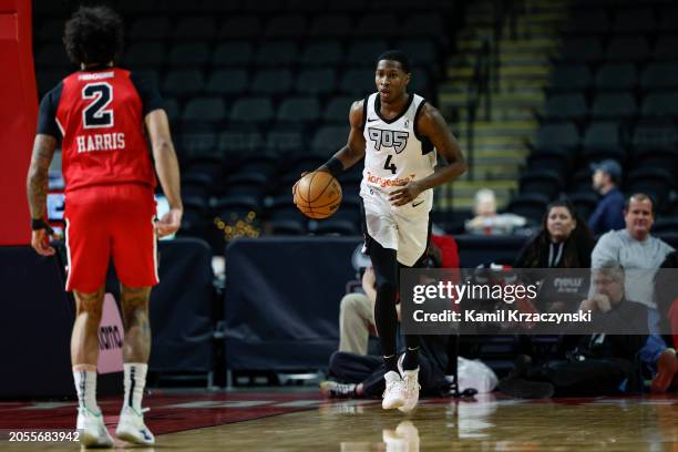 Omari Moore of the Raptors 905 brings the ball up court during the game against the Windy City Bulls on February 29, 2024 at NOW Arena in Hoffman...