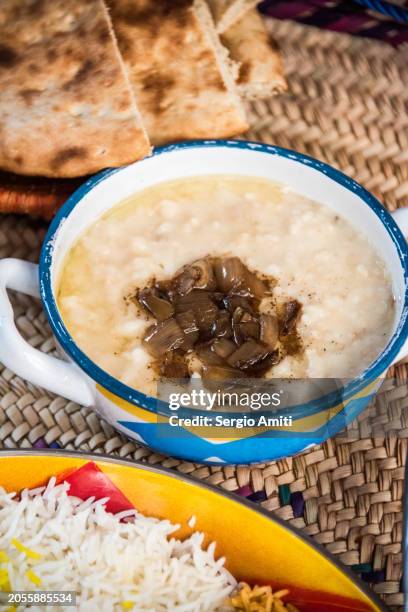 saudi jareesh - haleem stock pictures, royalty-free photos & images