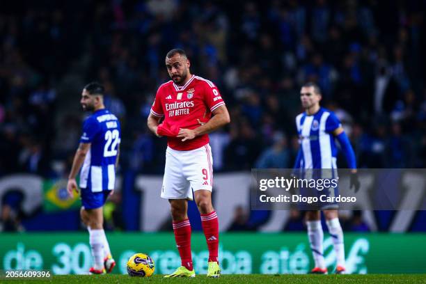 Arthur Cabral of SL Benfica looks dejected during the Liga Portugal Bwin match between FC Porto and SL Benfica at Estadio do Dragao on March 03, 2024...