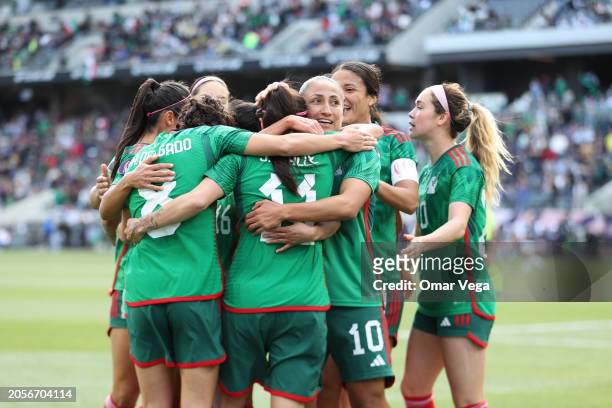 Jacqueline Ovalle of Mexico celebrates with her teammates after scoring the third goal of her team during the Quarterfinals - 2024 Concacaf W Gold...