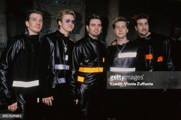 American boy band NSYNC attends the 10th Annual Billboard Music Awards at the MGM Grand Garden Arena in Las Vegas, Nevada, 8th December 1999. L - R:...