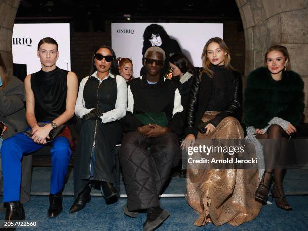 Gavin Rabinowitz 14 Honey Shay Stock Photos, High-Res Pictures, and Images - Getty Images
