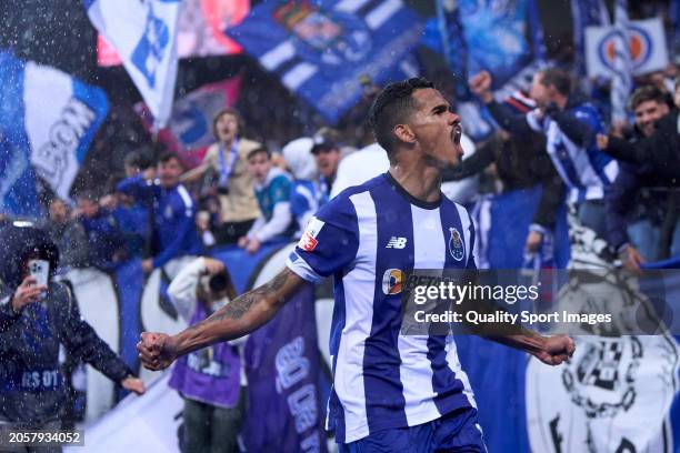 Wenderson Rodrigues do Nascimento Galeno of FC Porto celebrates after scoring his team's second goal during the Liga Portugal Betclic match between...