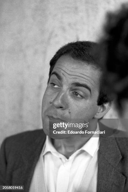 The Italian film director Giuseppe Tornatore during the filming of 'Stanno tutti bene' , Florence, September 01, 1989.