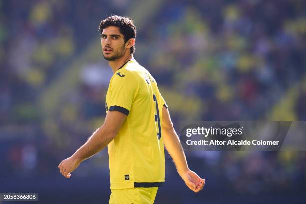 Goncalo Guedes of Villarreal CF looks on during the LaLiga EA Sports match between Villarreal CF and Cadiz CF at Estadio de la Ceramica on February...