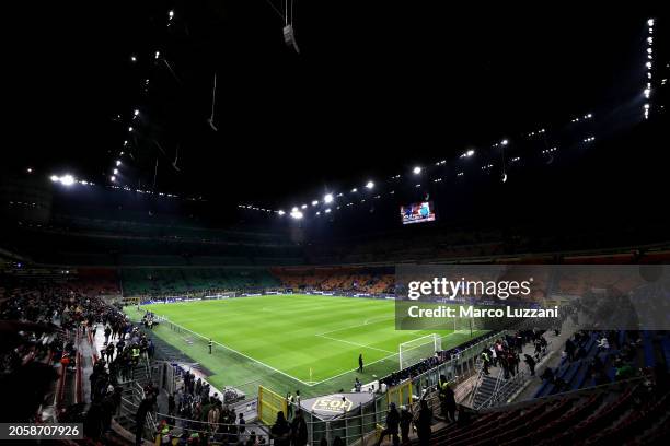 General view inside the stadium prior to the Serie A TIM match between FC Internazionale and Genoa CFC - Serie A TIM at Stadio Giuseppe Meazza on...