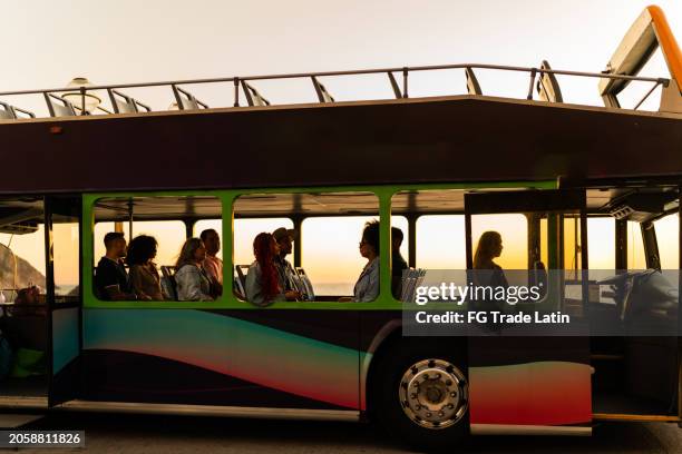 Bus For Tour 5,617 Tour Bus Exterior Stock Photos, High-Res Pictures, and Images ...
