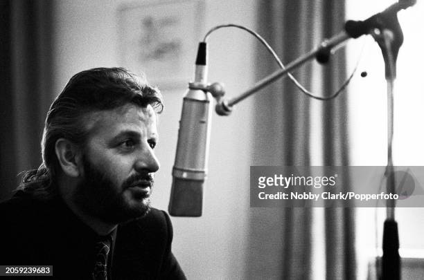 English musician and former Beatles drummer Ringo Starr in London, England, circa September 1986.