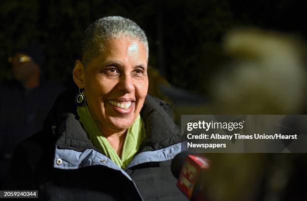 Barbara Ruth Smith 19 Barbara T Smith Stock Photos, High-Res Pictures, and Images - Getty ...