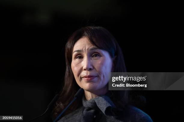 Daisy Ho 122 Lee Cham Stock Photos, High-Res Pictures, and Images - Getty Images