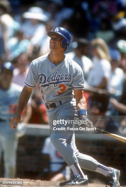 Steve Sax of the Los Angeles Dodgers bats against the Chicago Cubs during a Major League Baseball game circa 1987 at Wrigley Field in Chicago,...