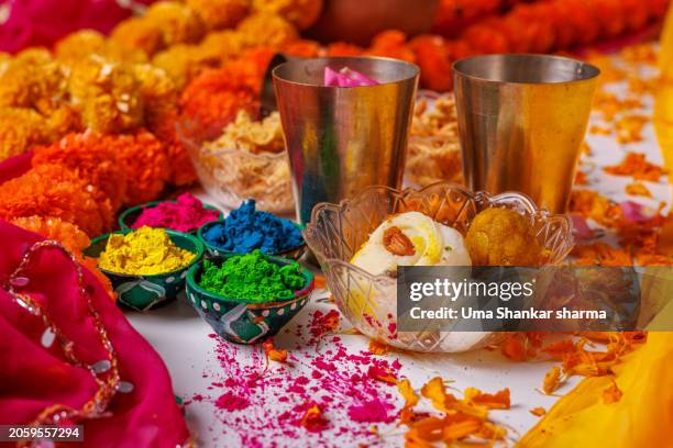 holi special snacks - holi glasses imagens e fotografias de stock