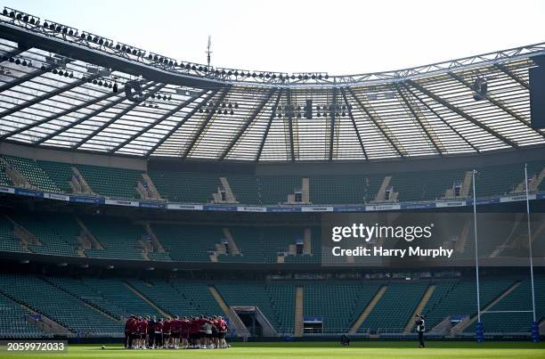 London , United Kingdom - 8 March 2024; England players huddle during an England rugby captain's run at Twickenham Stadium in London, England.