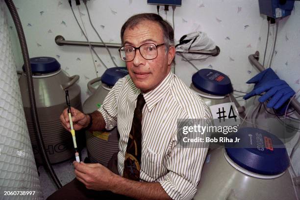 36 California Cryobank California Cryobank Stock Photos, High-Res ...
