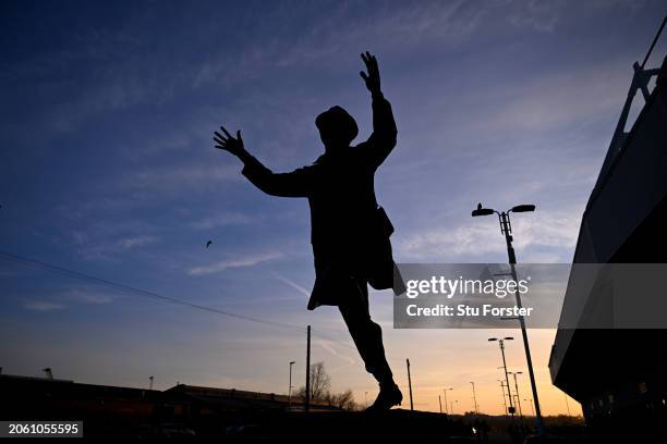 The statue of former Sunderland manager Bob Stokoe is pictured as the sun sets prior to the Sky Bet Championship match between Sunderland and...