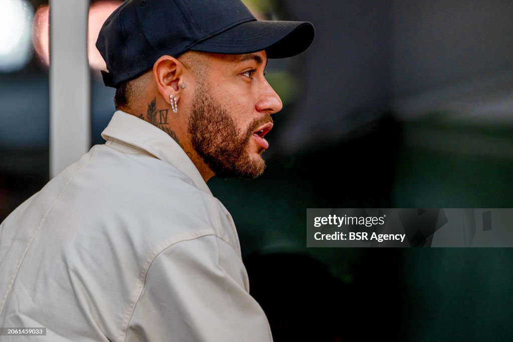 Neymar fails medical tests and is only expected to return to the pitch in 2025
