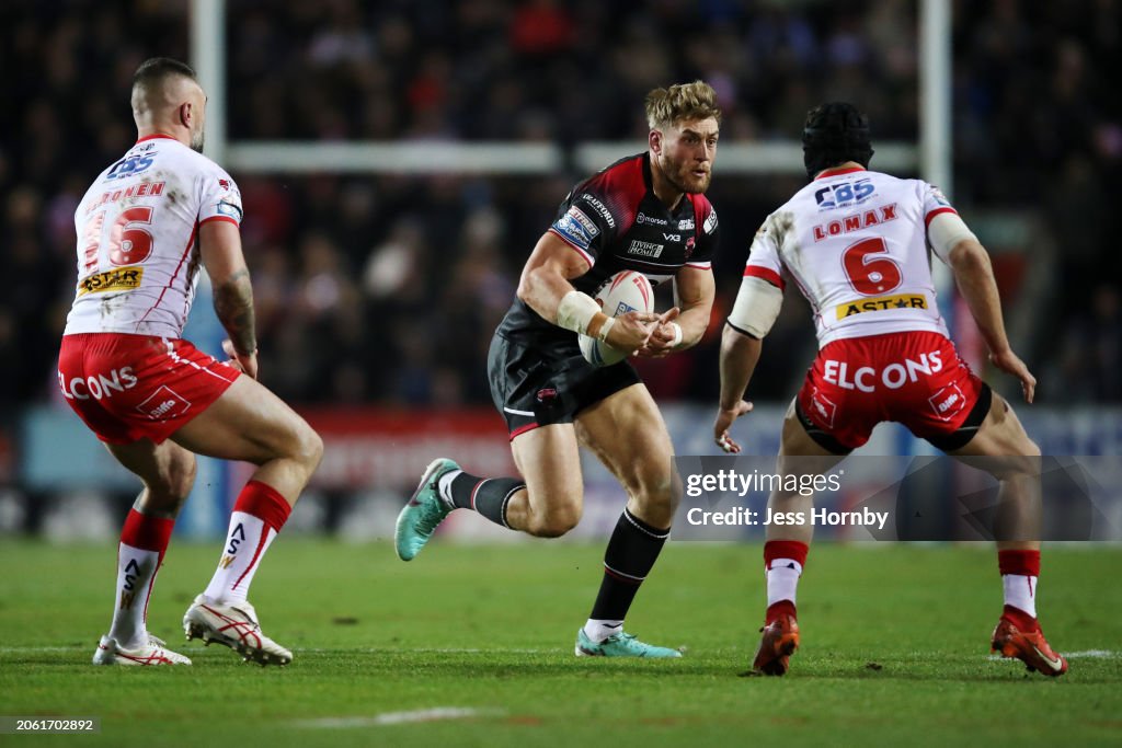 St Helens v Salford Red Devils - Betfred Super League