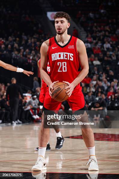 Sanguen Rockets Alperen Sengun of the Houston Rockets shoots a free throw during the ...
