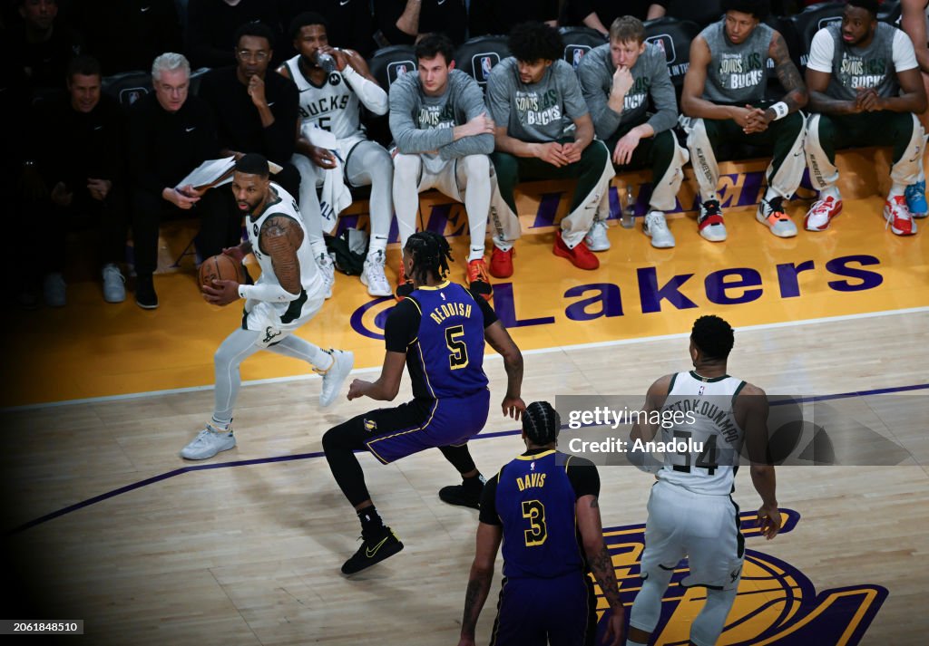 NBA : Milwaukee Bucks vs Los Angeles Lakers in Los Angeles