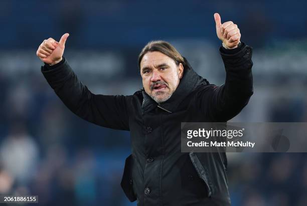 Daniel Farke, Manager of Leeds United gives a thumbs the fans after the Sky Bet Championship match between Leeds United and Stoke City at Elland Road...