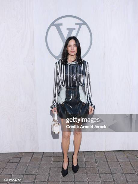 Jennifer Connelly attends the Louis Vuitton Womenswear Fall/Winter 2024-2025 show as part of Paris Fashion Week on March 05, 2024 in Paris, France.