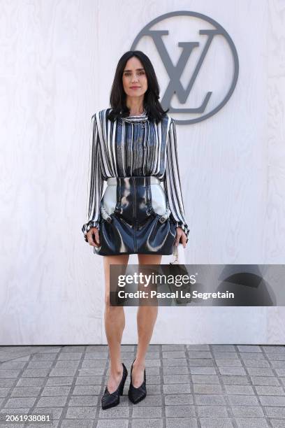 Jennifer Connelly attends the Louis Vuitton Womenswear Fall/Winter 2024-2025 show as part of Paris Fashion Week on March 05, 2024 in Paris, France.