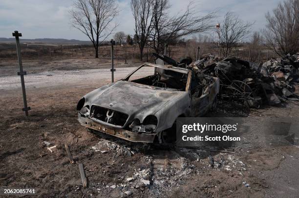 All that remains of a home sit at the curb in front of where the house once stood in the aftermath of the Smokehouse Creek fire on March 05, 2024 in...