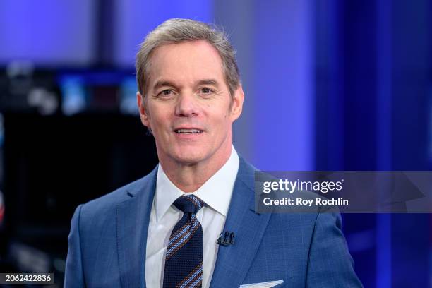 527 Bill Hemmer Photos & High Res Pictures - Getty Images