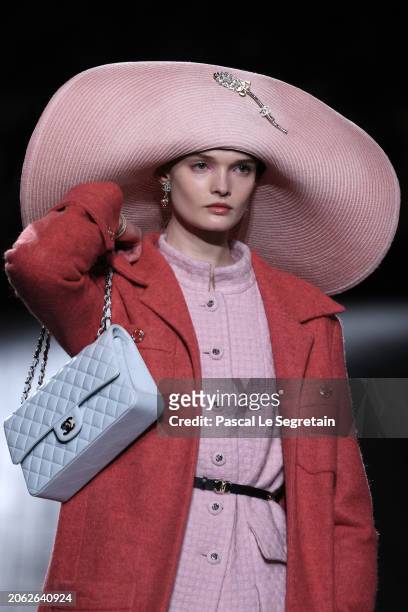 Model, bag detail, walks the runway during the Chanel Womenswear Fall/Winter 2024-2025 show as part of Paris Fashion Week on March 05, 2024 in Paris,...