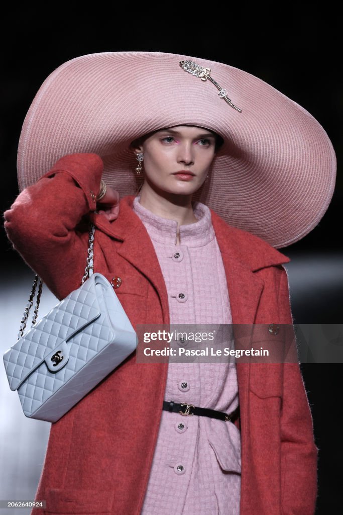 Chanel : Runway - Paris Fashion Week - Womenswear Fall/Winter 2024-2025