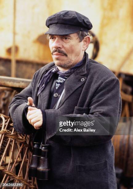 Acteur Ticky Holgado sur le tournage de Funny Bones, réalisé par Peter Chelsom, en 1995 à Londres.