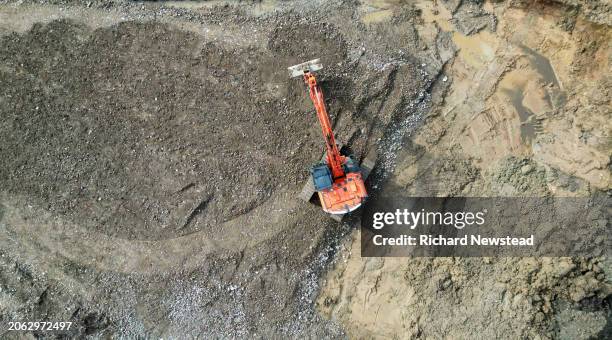 earth digger - mud truck stock pictures, royalty-free photos & images