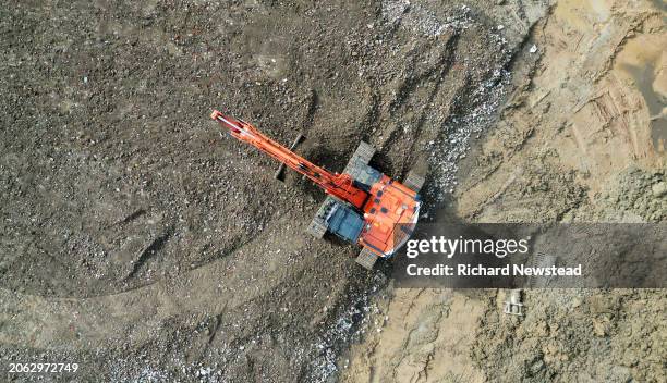 earth digger - mud truck stock pictures, royalty-free photos & images