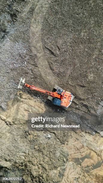 earth digger - mud truck stock pictures, royalty-free photos & images