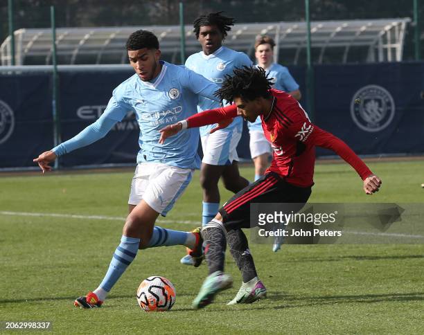 Ethan Williams of Manchester United in action during the U18 Premier League match between Manchester City U18 and Manchester United U18 at Joie...