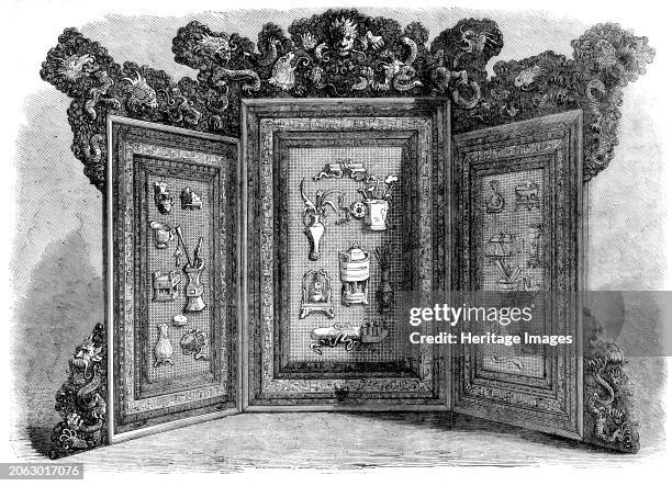 The International Exhibition: screen in the Chinese Court, 1862. '...a screen...formed of three kinds of wood, which in colour are black, yellow, and...