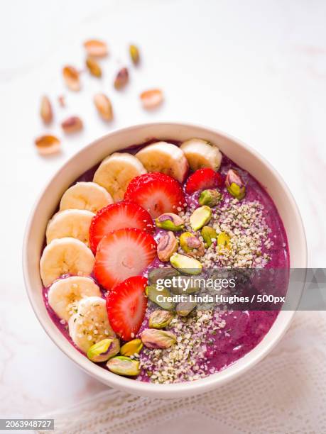 high angle view of breakfast served in bowl on table,aldie,virginia,united states,usa - pistas 個照片及圖片檔