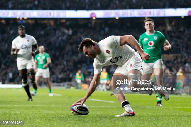 George Furbank of England scores his sides second try during the Guinness Six Nations 2024 match between England and Ireland at Twickenham Stadium on...