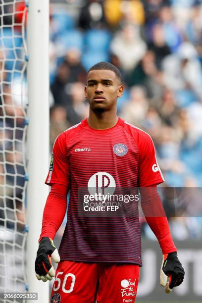 Guillaume Restes: TFC Goalkeeper Praised by Zidane After Nightmare Performance Against Le Havre Guillaume Restes: TFC Goalkeeper Praised by Zidane After Nightmare Performance Against Le Havre