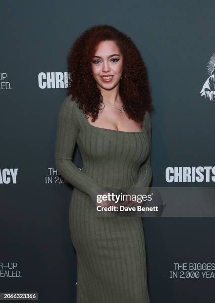 Arabella Raffe Arabella Photos and Premium High Res Pictures - Getty Images